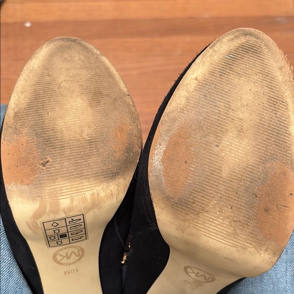 Michael Kors Black and Gold Ankle Boots Sleek Design - Picture 10 of 14